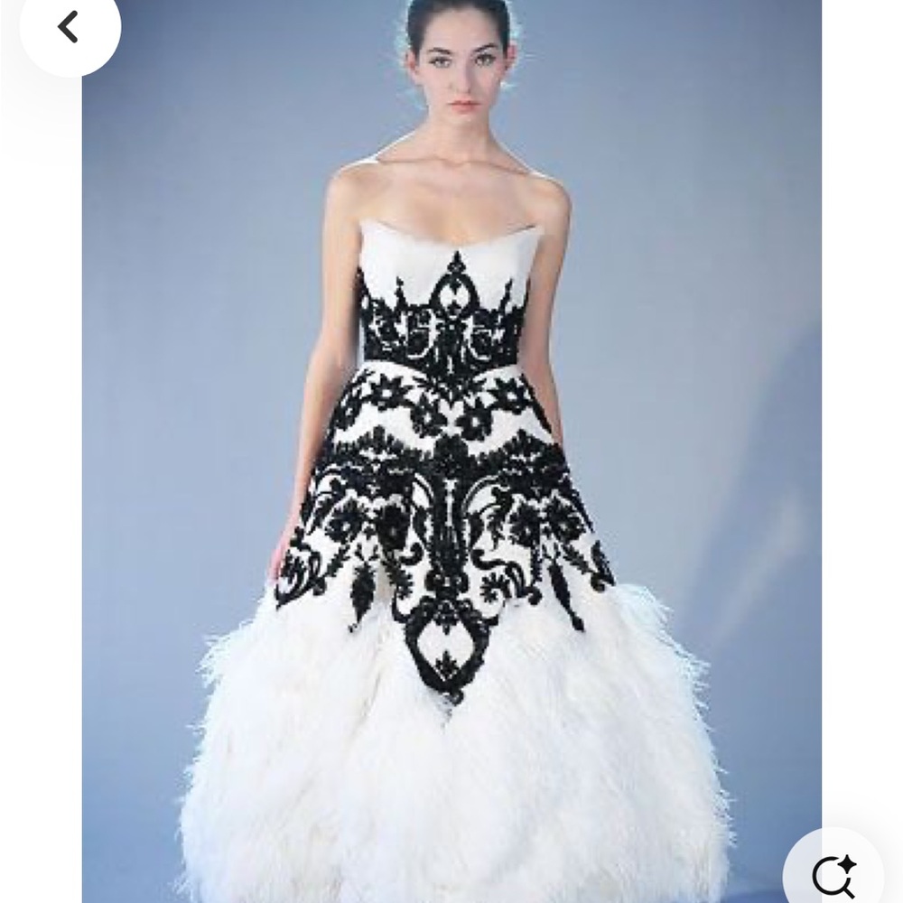 ISO looking for this fall 2008 marchesa dress!